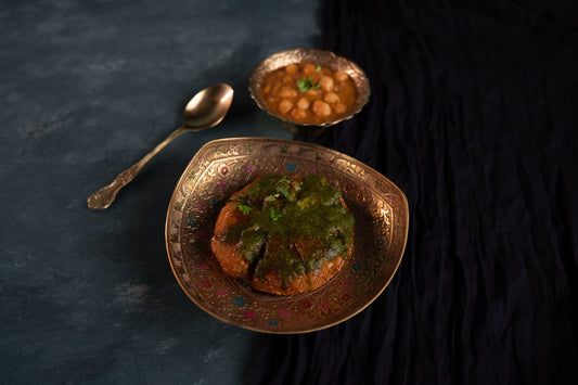 Special Aloo Tikki With Chola [1 Piece]